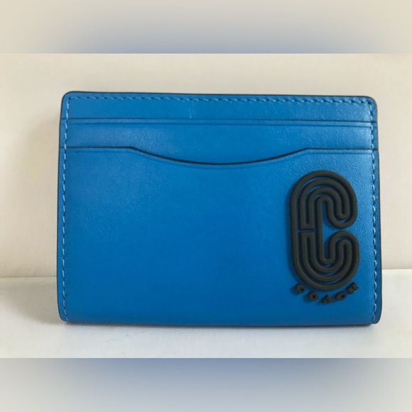 Coach Magnetic Card Case In Signature .  New no tag - Picture 4 of 4